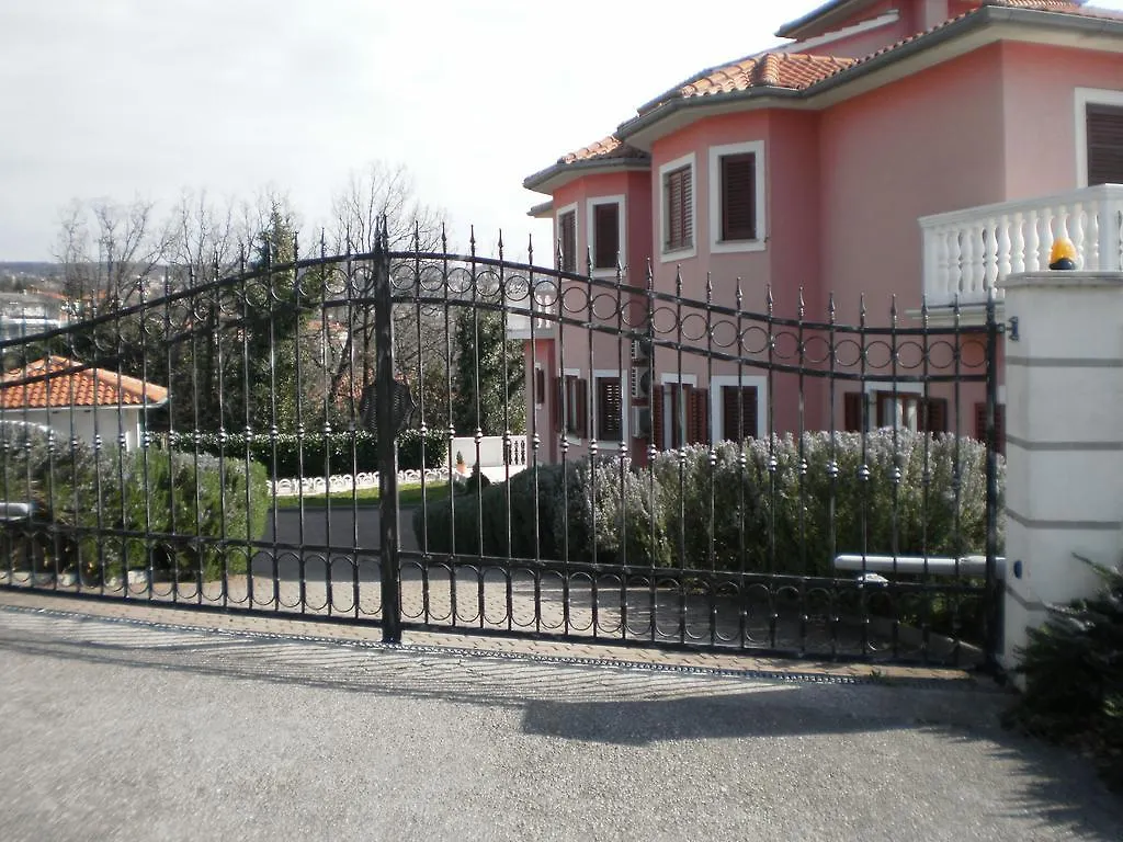 Διαμέρισμα Villa Antonio Οπατία